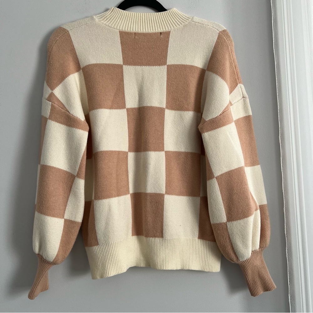 Checkered Cream and Tan Sweater - Picture 5 of 7